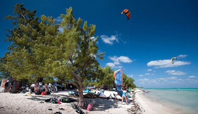 Grand Cayman Kitesurf Gear Rental