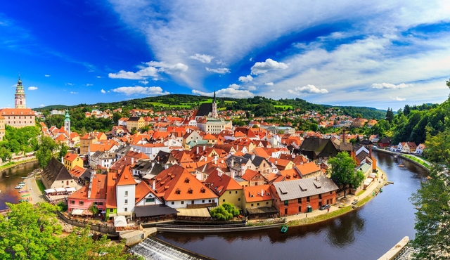 Day Trip to the Fairytale Town of Český Krumlov