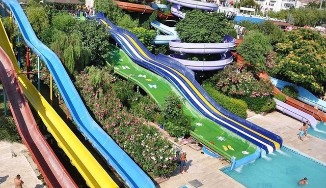 Aqua Marine park Istanbul — Grupo pequeño / solo