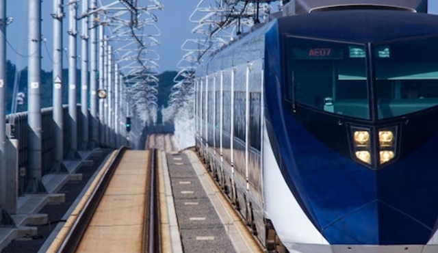 Tokyo: Skyliner Express Roundtrip & Tokyo Subway Ticket
