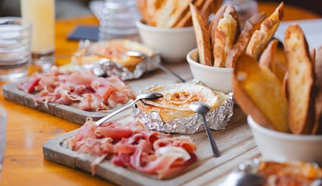 Marseille Five‐Stop Food Tasting Lunch Walking Tour