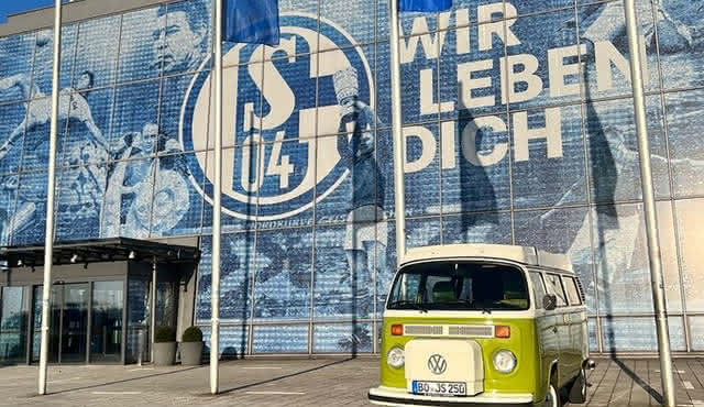 Volkswagen T2 Bulli Tour to Schalke Arena with Guided Tour