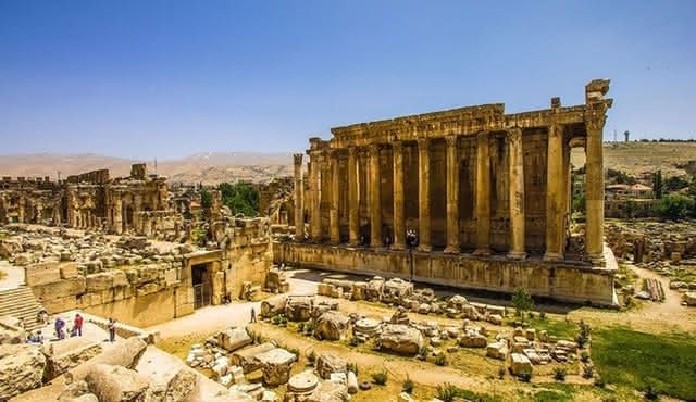 History and Archeology Tour to Baalbek, Anjar, and Ksara