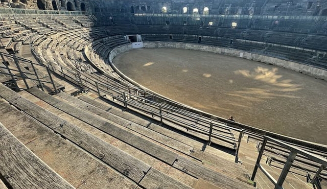 Nîmes Amphitheatre Entrance Tickets