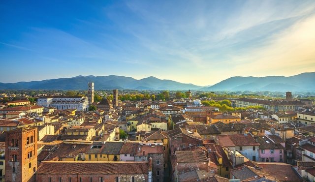 Lucca private walking tour