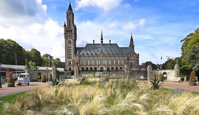 The Hague Private Walking Tour