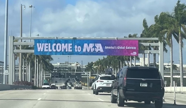 Private Transfer — Miami Airport to Downtown Miami or Miami Beach