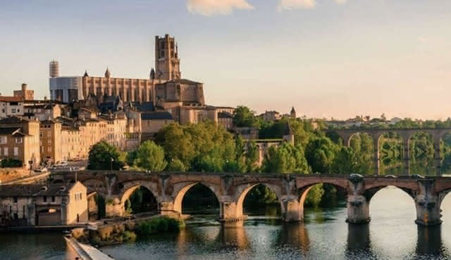 Albi : Private Guided Walking Tour