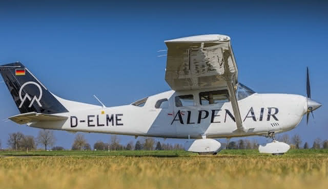 Scenic Flight over Munich, Lake Starnberg and the Andechs Monastery