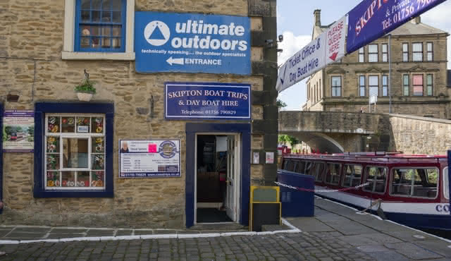 Skipton Canal self‐drive day boats