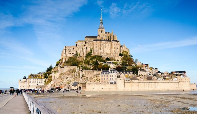 2 Days Trip to Saint Malo & Mont Saint Michel from Paris