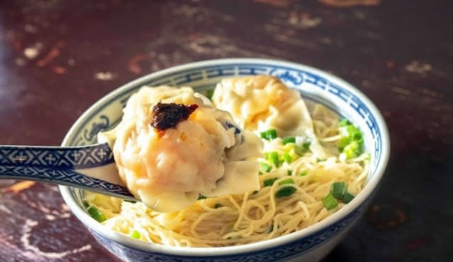 Hong Kong Central, Sheung Wan Districts Food Tour