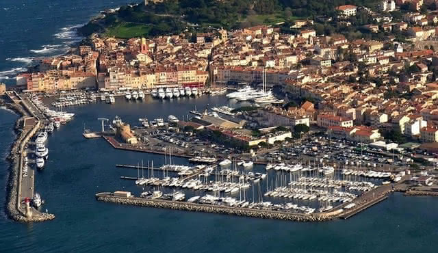 Excursión de un día a Hyères Le Lavandou y Saint Tropez desde Marsella