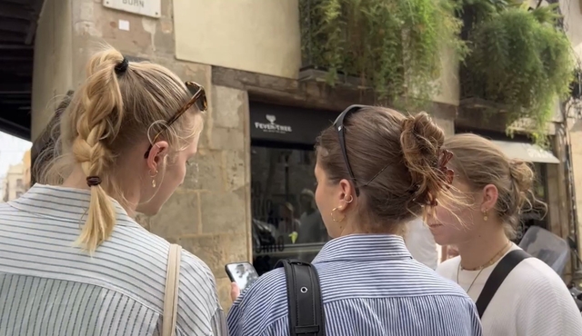 Toulon Self‐Guided Sherlock Holmes Murder Mystery Game