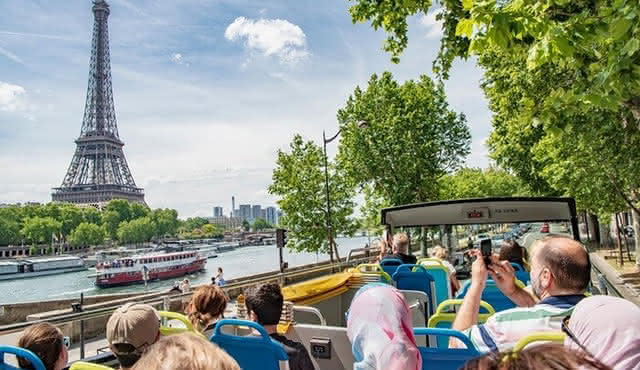 Paris Tootbus Hop‐On Hop‐Off Bus Tour with Optional Cruise