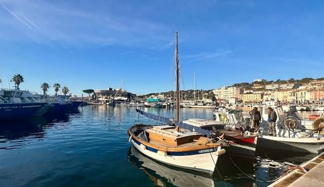 Cassis Village from Aix en Provence