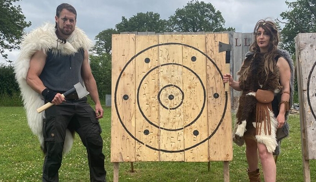1 hour Axe Throwing Activity in Hereford