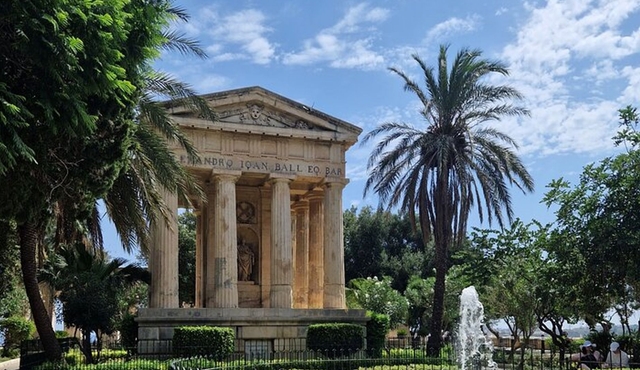 Valletta Walking Tour