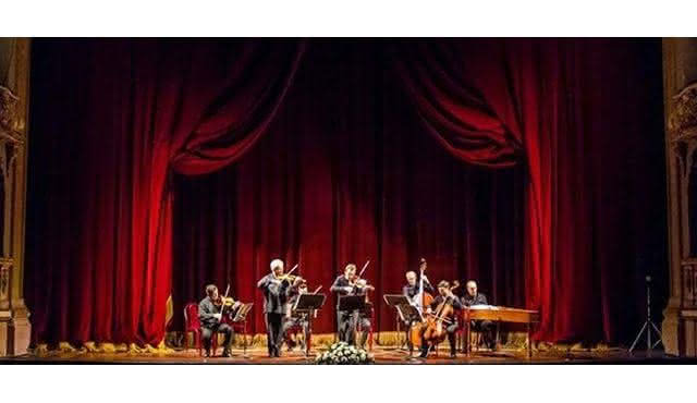 Abendessen und klassisches Konzert in Venedig: Vivaldis Vier Jahreszeiten
