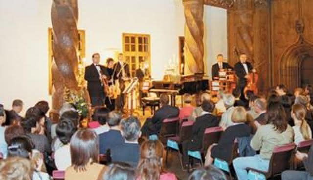 Advent ve Noel Konseri & Öğle Yemeği: Salzburg Kalesi