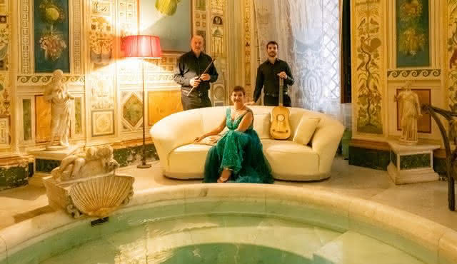Serate liriche a Palazzo Doria Pamphilj con cena tradizionale romana