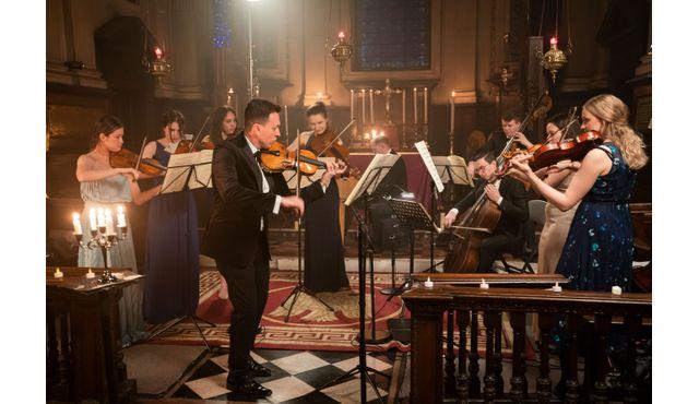 Vivaldi Vier Jahreszeiten zu Weihnachten bei Kerzenschein